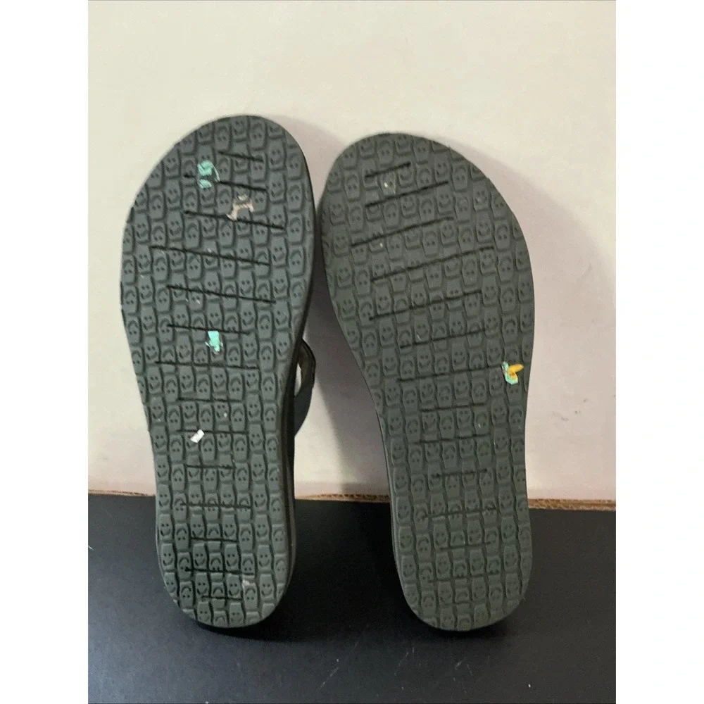 Sanuk Beer Cozy Flip Flops Mens Size 9 Black Yoga Mat Comfort Sandals 1099404